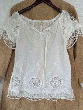 Indigo Rose White Shirt M Embroidered Crochet Tassel Peasant Boho Blouse New